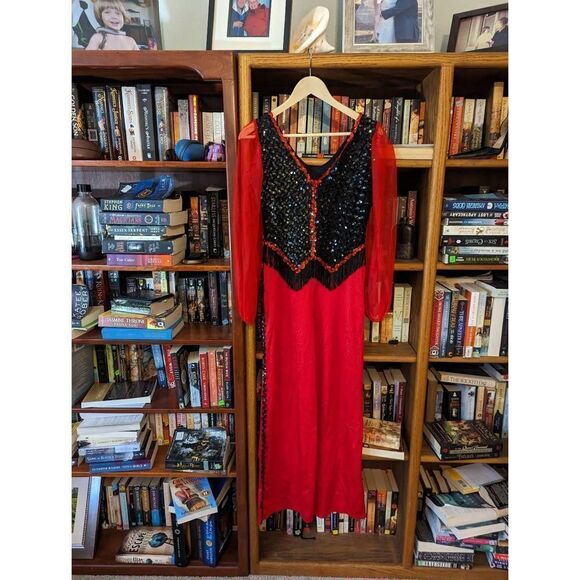COSTUME ringmaster showgirl circus red and black sequined costume one size - Picture 1 of 5